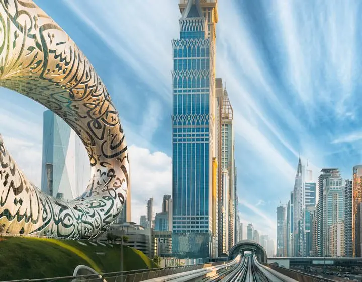 Famous_Landmarks_in_the_UAE_120c0e2375